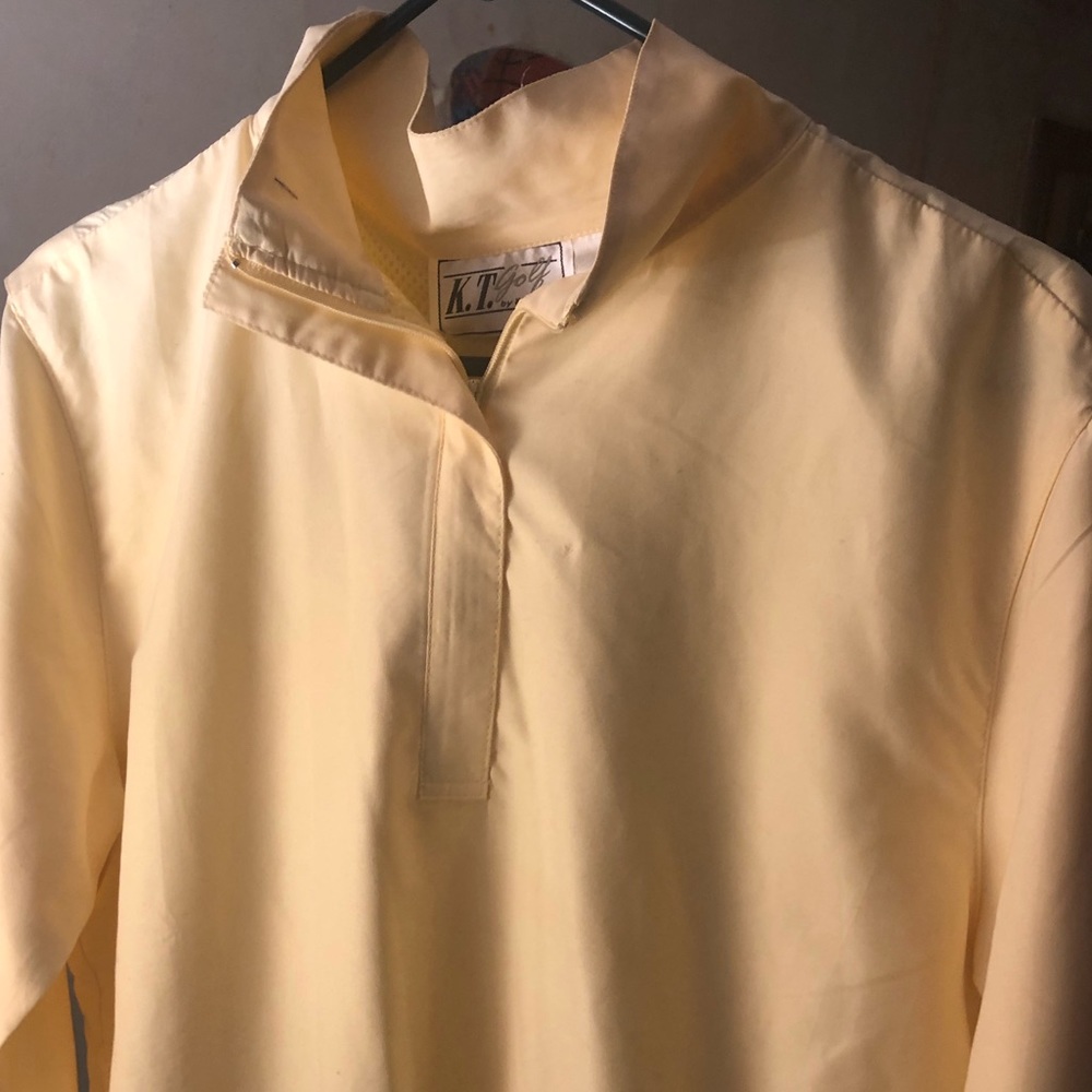 BEAUTIFUL quality and colored quarter zip|NEVER WARN| PERFECT FOR GOLF
